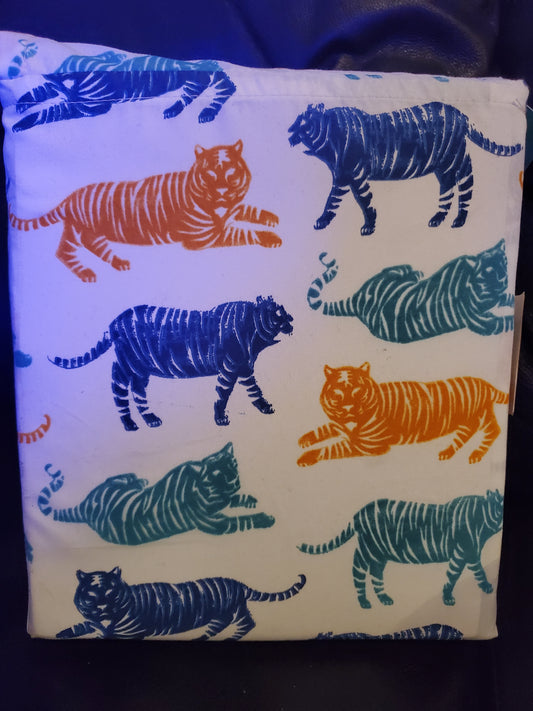 Tiger Print Queen Size Sheet and Pillow Cases