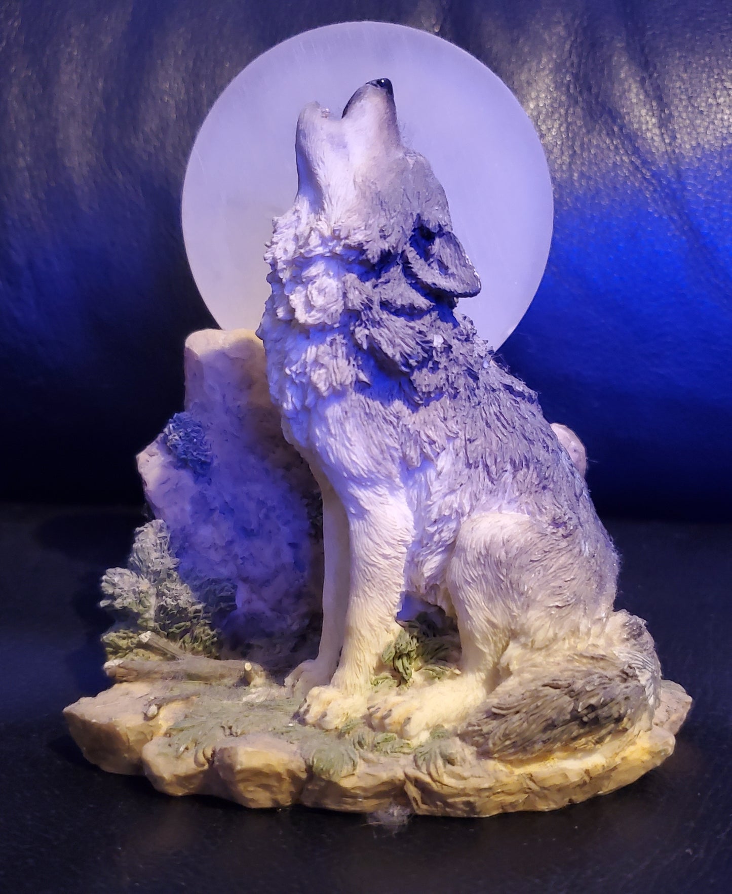 Wolf Tea Light Candle Holder Moon Display