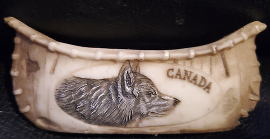 Wolf Canada Canoe Small Display