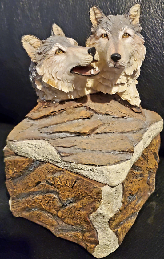 Wolf Trinket Box of Two Wolves