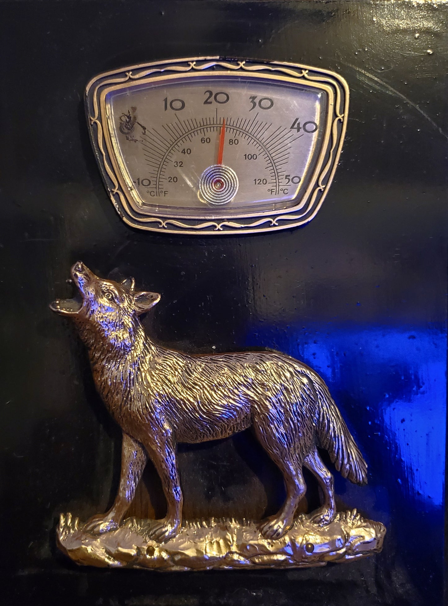 Wolf Barometer Metal on Wood