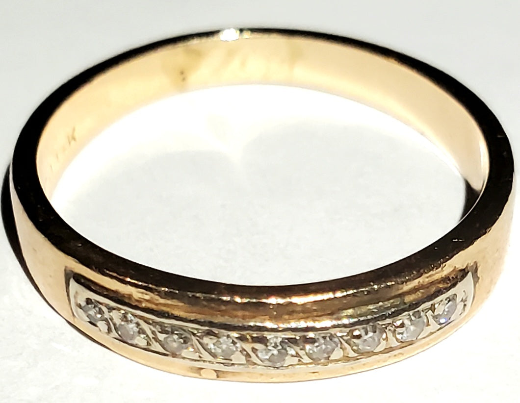 Ladies 10K Gold Wedding Band Ring