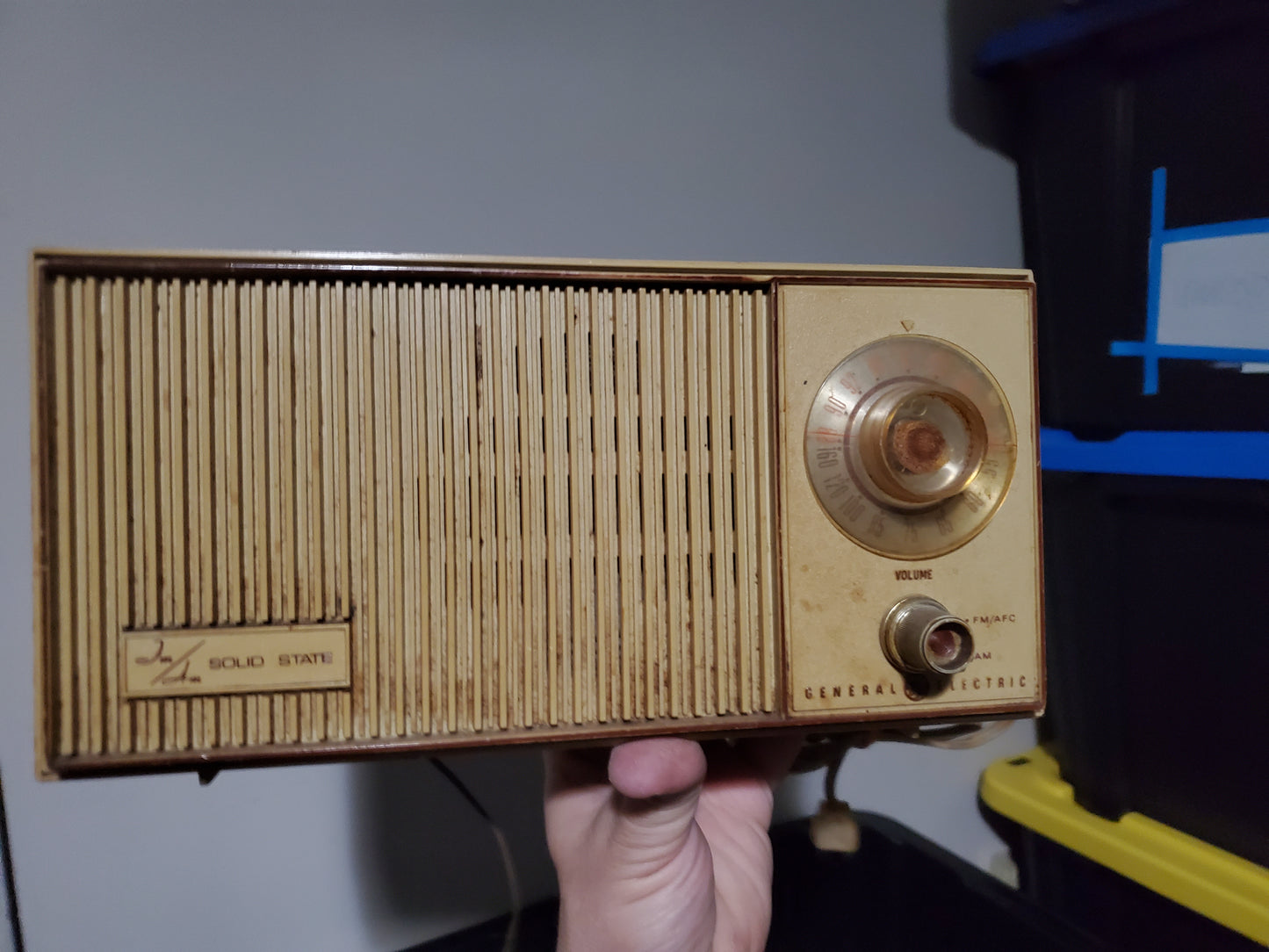 Vintage 50s General Electric GE T-1151 B Solid State Radio