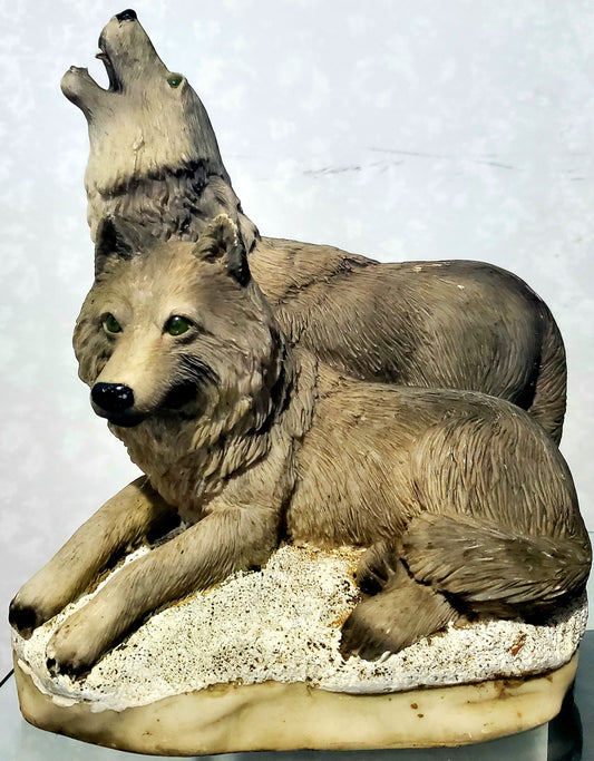 Wolf Statue