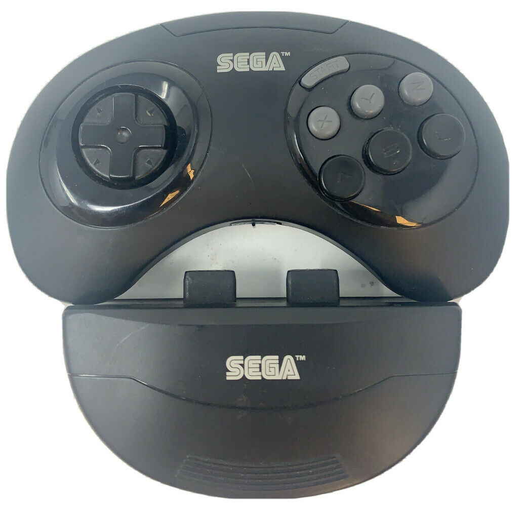 Sega Genesis - Official Wireless Controllers x 3 and Receiver